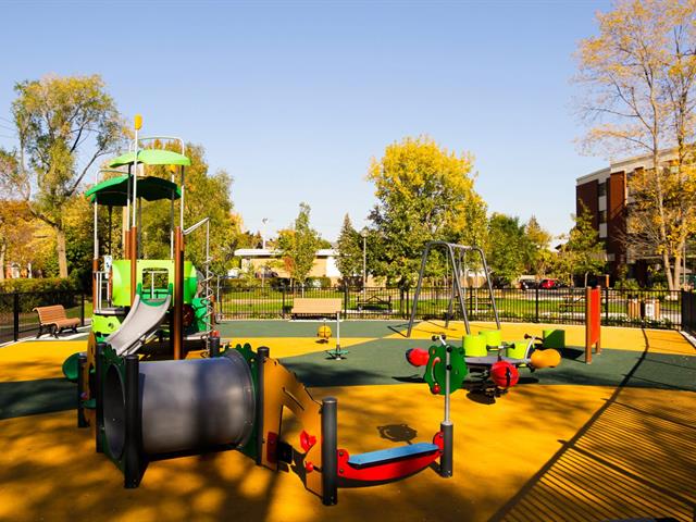 Duplex à vendre, Montréal (Anjou)