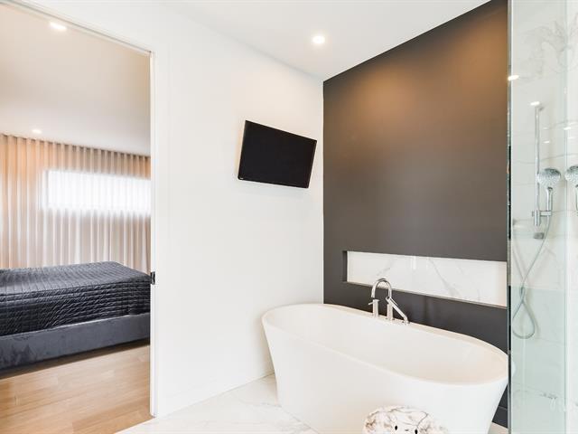 Salle de bains attenante à la CCP