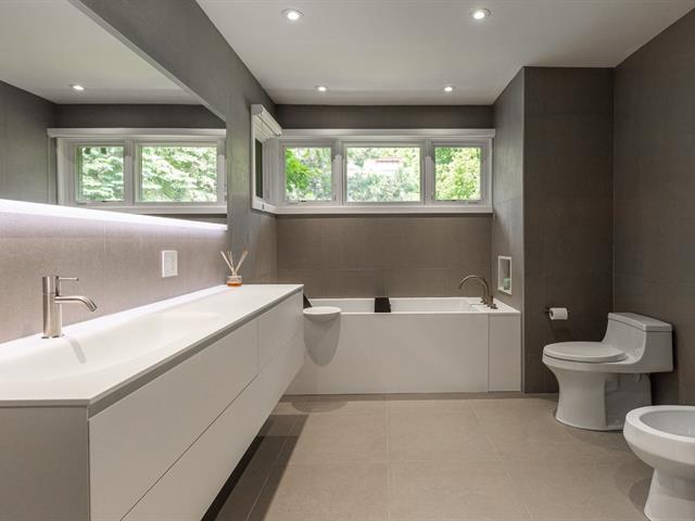 Salle de bains attenante à la CCP