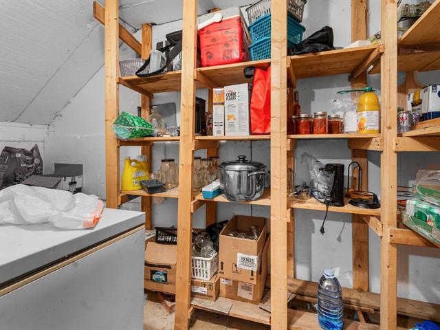 Cave/ chambre froide