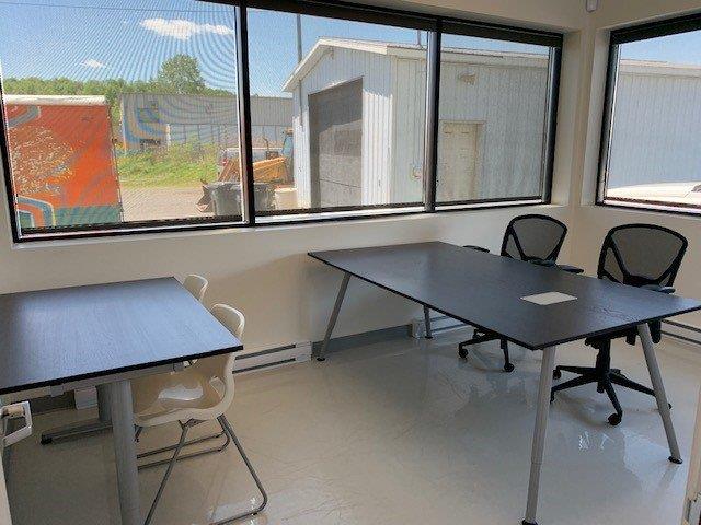 Bâtisse commerciale/Bureau à louer, Vaudreuil-Dorion