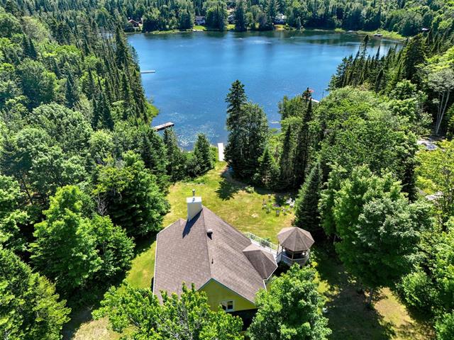 maison à vendre Sainte-Lucie-des-Laurentides
