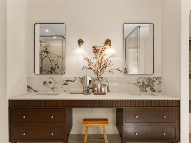 Salle de bains attenante à la CCP