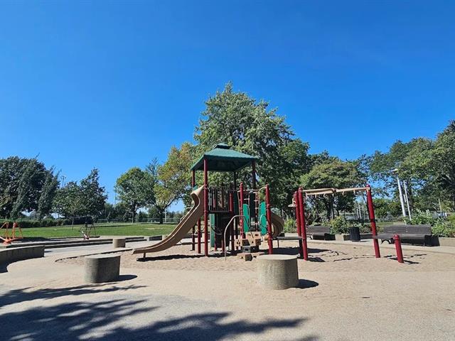 Quadruplex à vendre, Montréal (Rosemont/La Petite-Patrie)