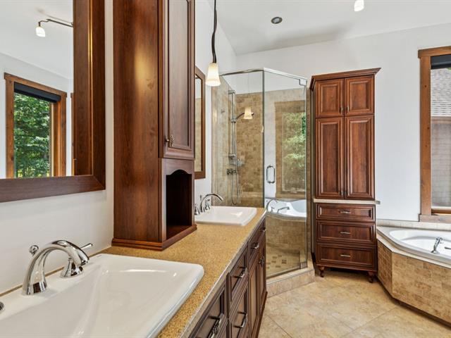 Salle de bains attenante à la CCP