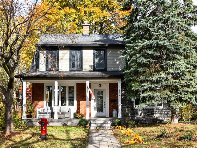 Maison à étages à vendre Saint-Lambert