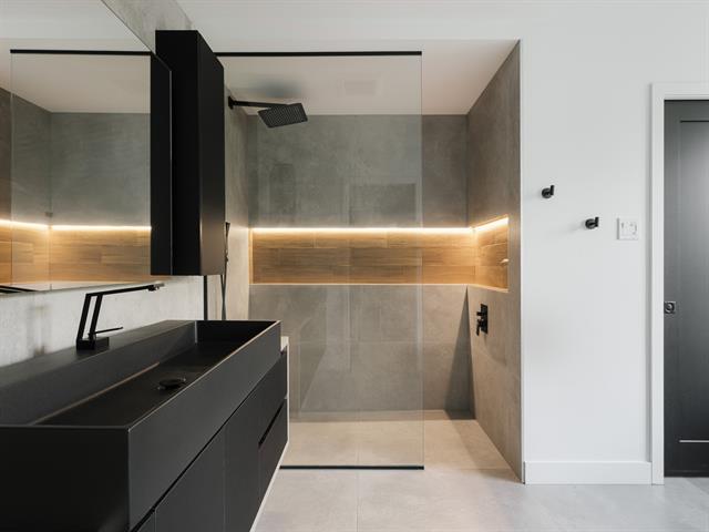 Salle de bains attenante à la CCP