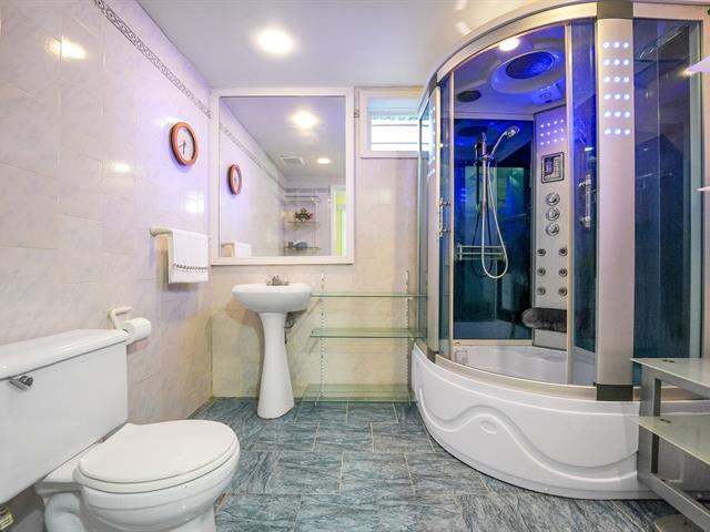 Maison à étages à vendre, Montréal (L'Île-Bizard/Sainte-Geneviève)