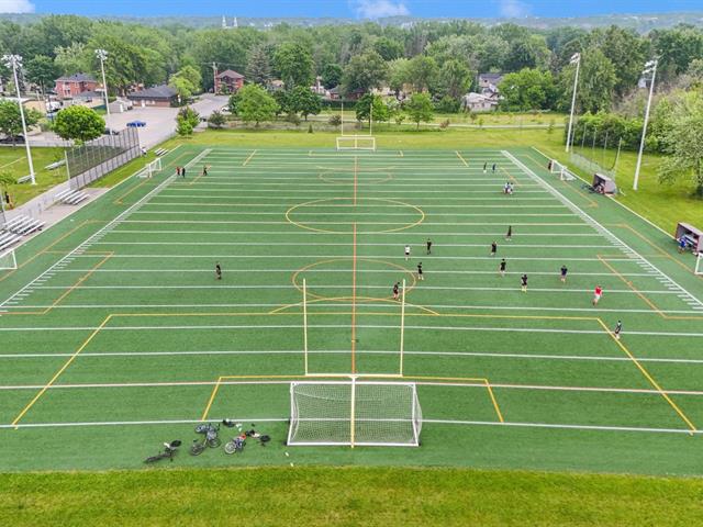 Maison à étages à vendre, Montréal (L'Île-Bizard/Sainte-Geneviève)