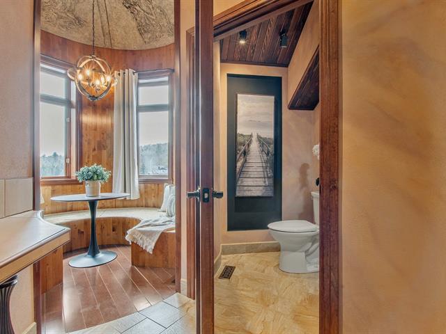 Salle de bains attenante à la CCP