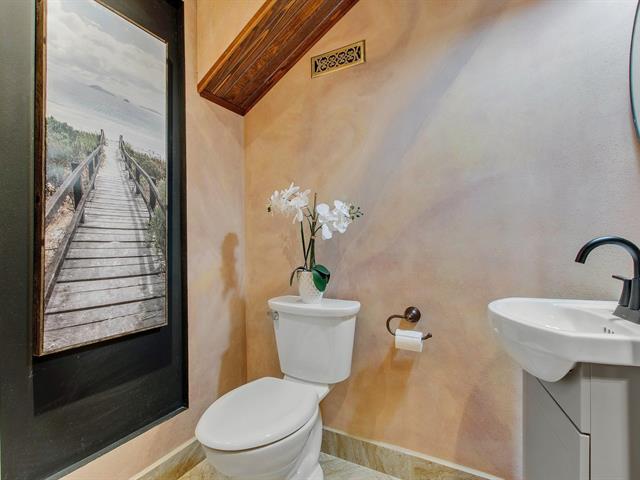 Salle de bains attenante à la CCP