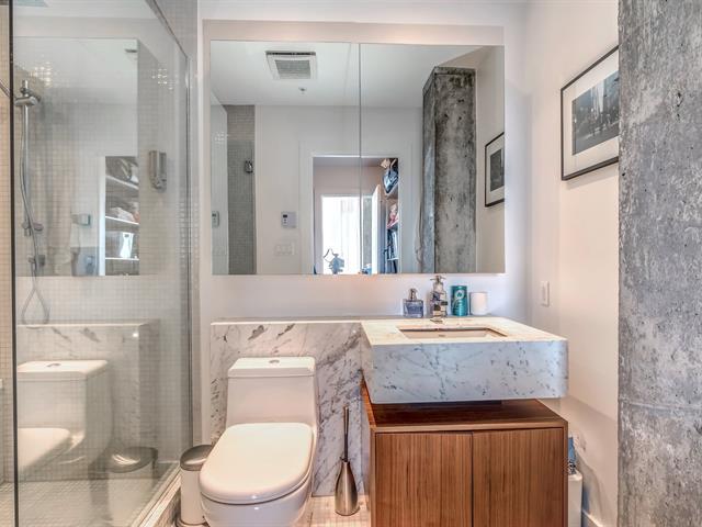 Salle de bains attenante à la CCP