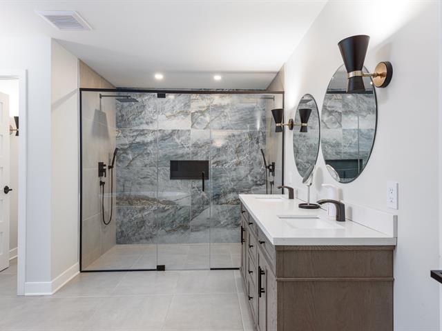 Salle de bains attenante à la CCP