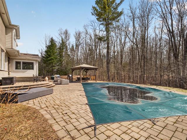 Maison à étages à vendre, Hudson