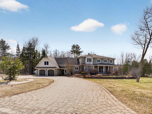 Maison à étages à vendre, Hudson