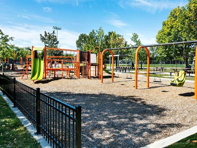 Maison à étages à vendre, Montréal (Anjou)