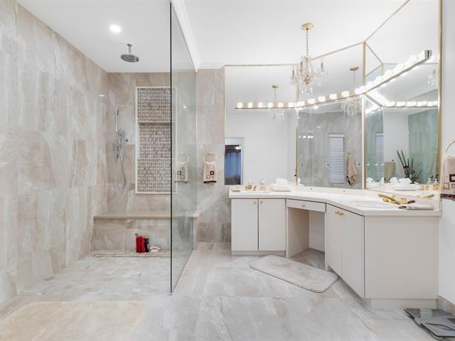 Salle de bains attenante à la CCP