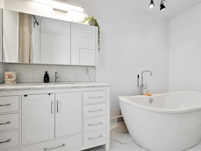 Salle de bains attenante à la CCP