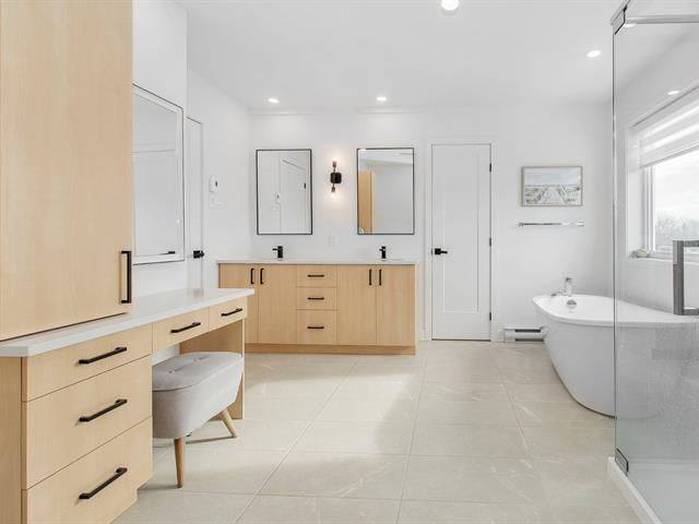 Salle de bains attenante à la CCP