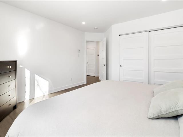 Maison à paliers multiples vendu, Blainville