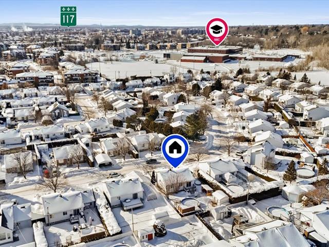 Maison à paliers multiples vendu, Blainville