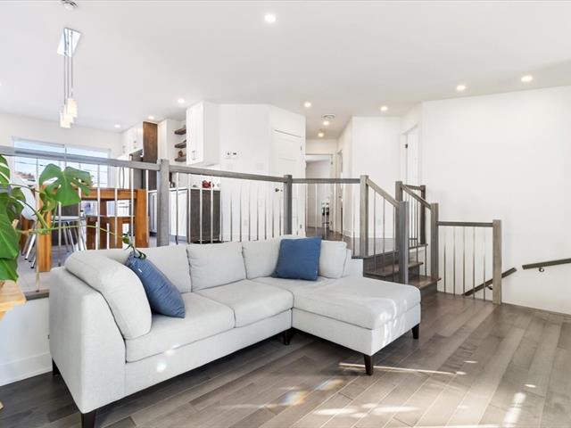 Maison à paliers multiples vendu, Blainville