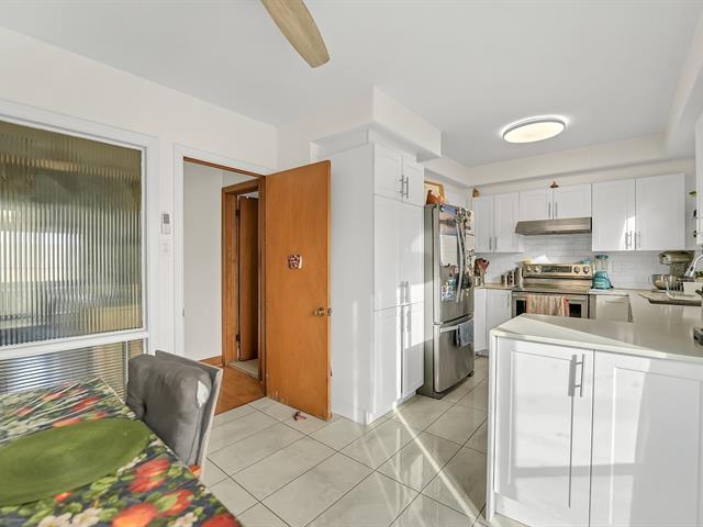 Triplex à vendre, Montréal (Saint-Laurent)