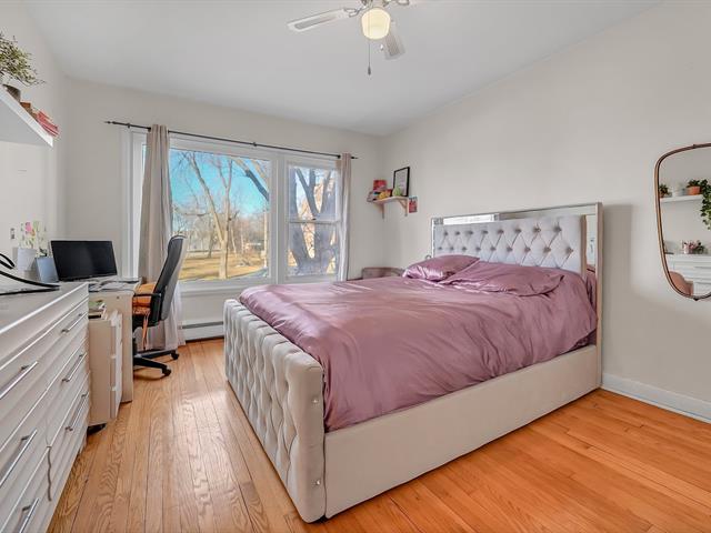 Triplex à vendre, Montréal (Saint-Laurent)