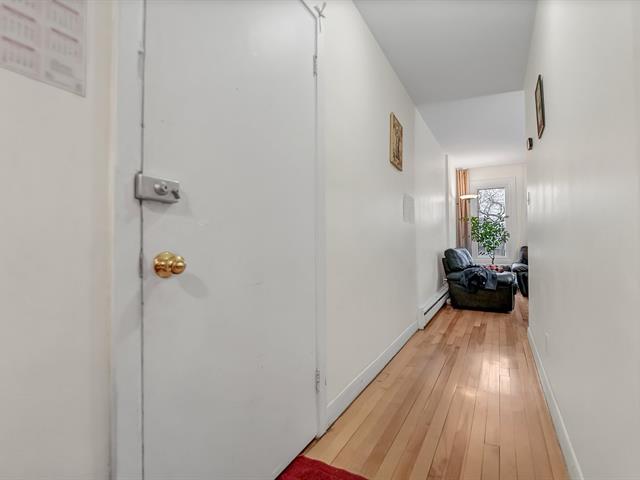 Triplex à vendre, Montréal (Saint-Laurent)