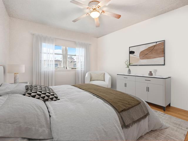 Triplex à vendre, Montréal (Saint-Laurent)