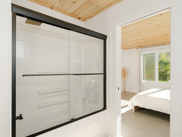 Salle de bains attenante à la CCP